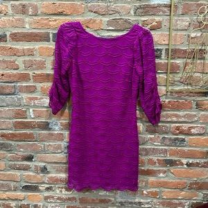 Magenta scalloped quarter sleeve dress size 4 frock by tracy reese scoop back